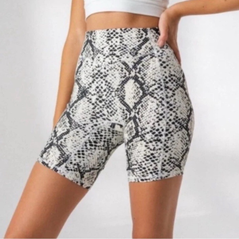 Balance Athletica Biker Shorts Python Ascend Vitality Rider Sz S - Picture 1 of 7